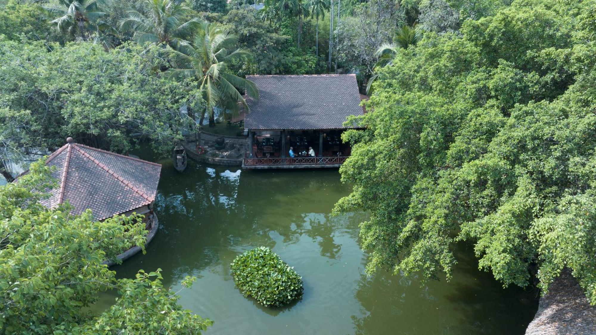 Phuong Nam Resort Thuan An Exterior foto